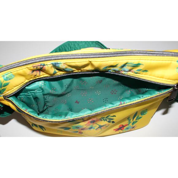 Lug Flare Crossbody Bag in Bouquet Yellow with Adjustable / Removable Strap - Picture 7 of 16